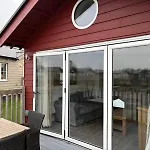 Lakeside Escape, The Bay, View, 2 Bedrooms With Ensuites, Parking Bay, 1 Small Dog Welcome Holiday home *